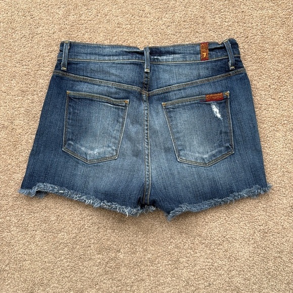 7 For All Mankind Distressed High Rise Cut Off Button Up Denim Shorts Size 26 - Picture 3 of 6
